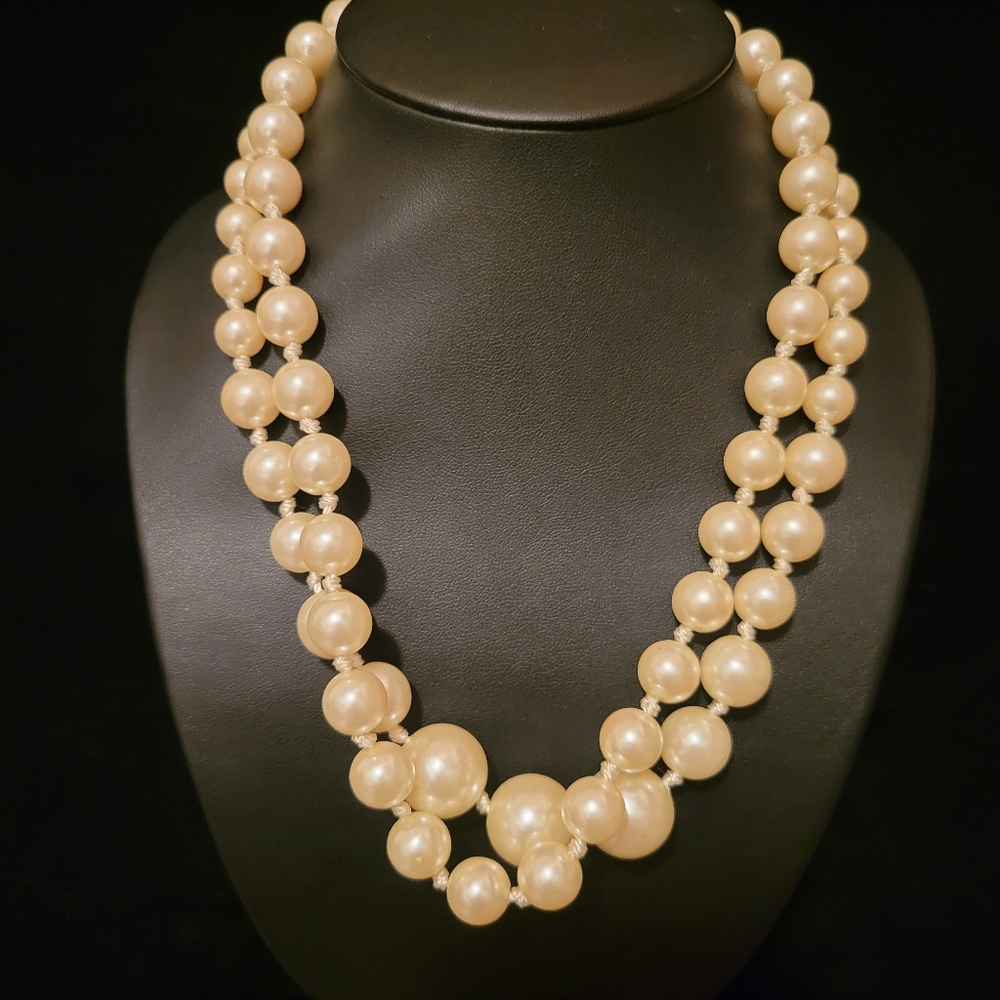 Estate Charming Charlie Faux Pearl Double Strand Necklace - Picture 2 of 5